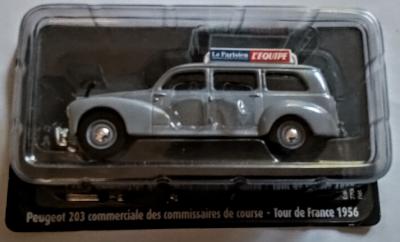 Miniature 1/43 NOREV ATLAS PEUGEOT 203 " Commissaire "1956