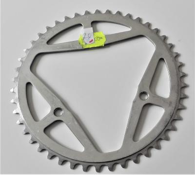 SUGINO ALUMINUM CHAINRING 46- Plateau alu BCD 106