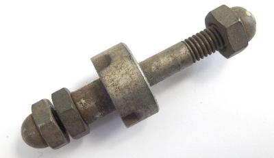 REAR BRAKE AXLE - Axe de frein arrière