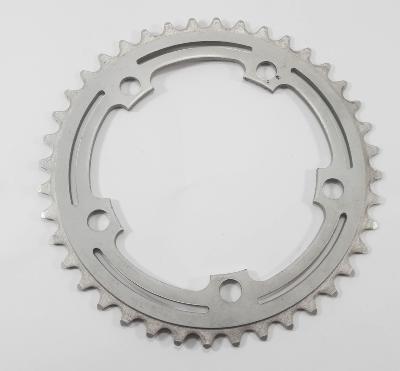 ALUMINIUM  CHAINRING - 40- Plateau alu BCD 110