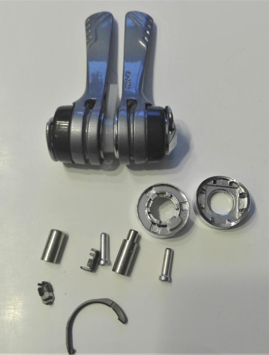 SHIMANO 600 DERAILLEUR LEVERS de dérailleurs