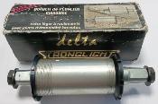 STRONGLIGHT DELTA Triple -1,37x24-  Axe de pedalier 124 mm