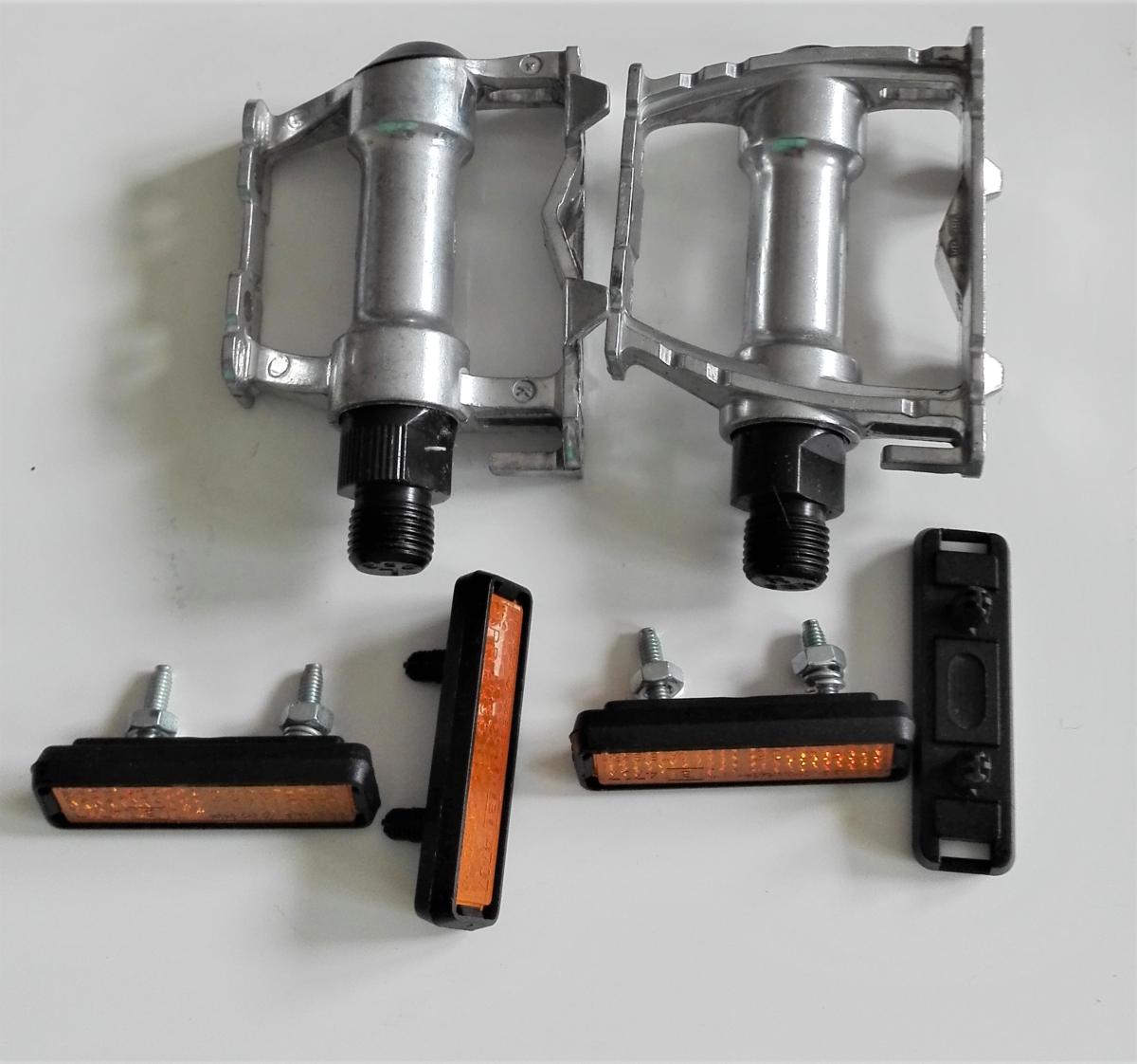 ALUMINUM RACE PEDALS Pédales course alu