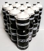 VINTAGE BOTTLE.- Bidon ZEFAL noirs 75cll.