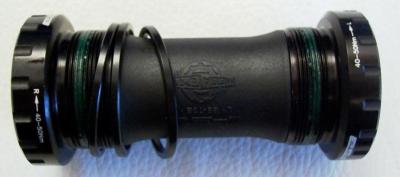 FSA MEGA EXO BOTTOM BRACKET 1.37"x24 ISO - Axe de pedalier BB7000