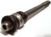 ZEUS REAR HUB AXLE - Axe de moyeu ar.