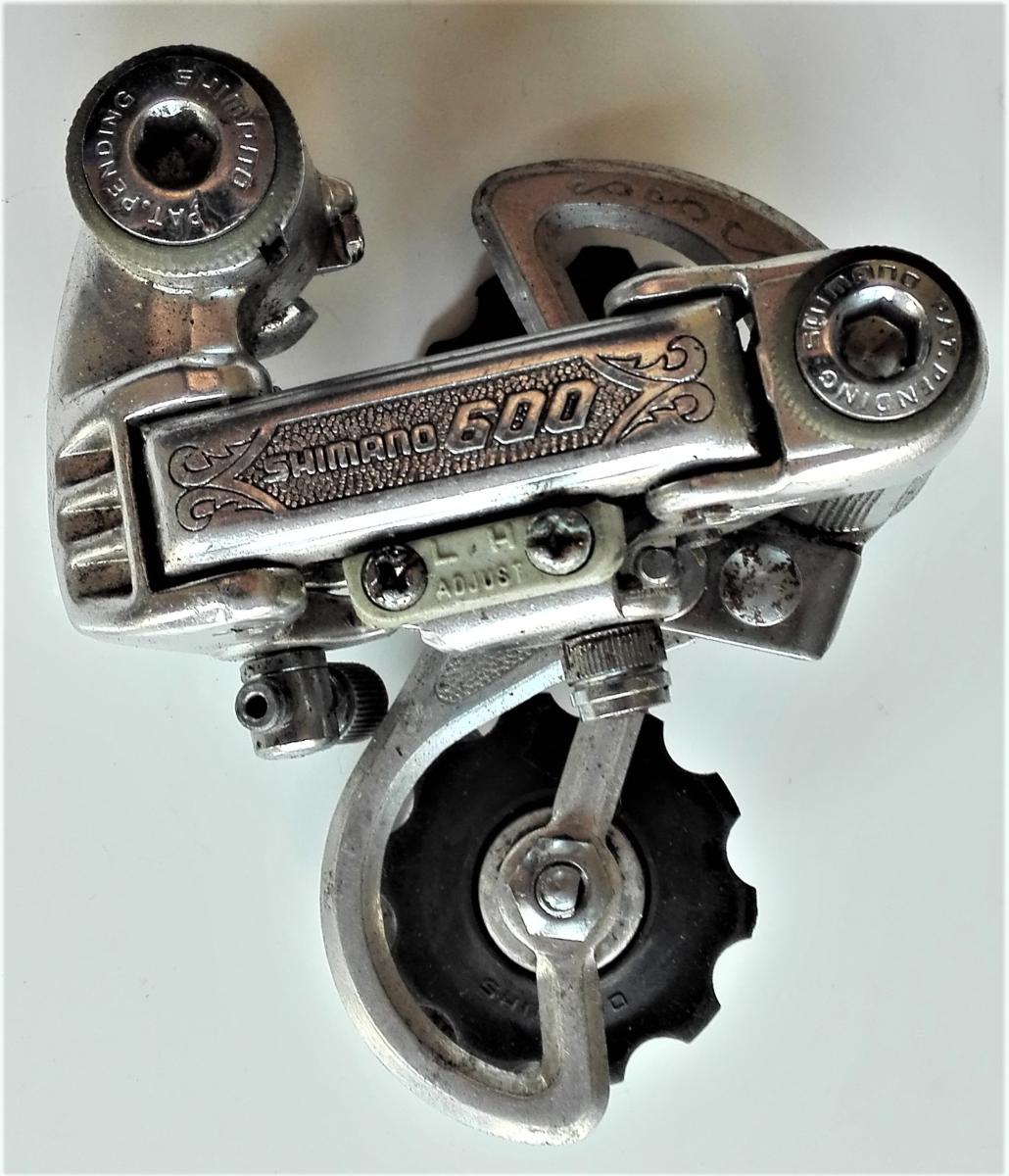 SHIMANO 600 REAR DERAILLEUR Dérailleur arrière arrabesque
