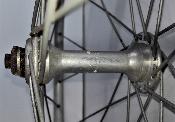 ATOM 17 79 - MAVIC  FRONT WHEEL - Roue av. 700