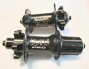 MAGURA PRO - Paire de moyeux 32 trs disque