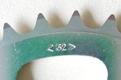 ALUMINIUM CHAINRING 32 - Plateau alu BCD 74