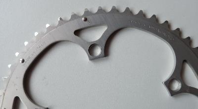 CAMPAGNOLO ALUMINUM CHAINRING 52- Plateau alu BCD 135