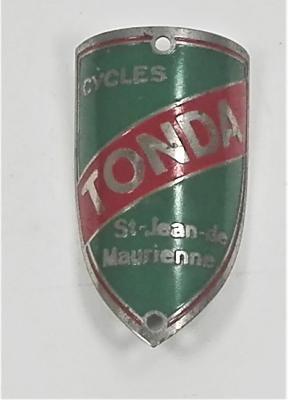 CYCLES TONDA ST - JEAN DE MAURIENNE HEAD BADGE - badge 