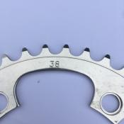 ALUMINIUM CHAINRING - 38 - Plateau alu BCD 110 mm