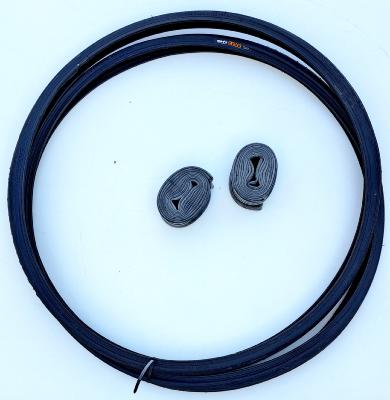2  CST CEZAR Henet Shine Tire 650X23C  23-571 Noirs  + 2 chambres à air