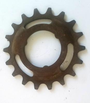 STURMEY ARCHER FIXED SPROCKET 18 TEETH - Pignon fixe