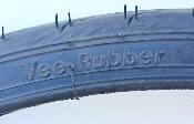 2  VEE RUBBER 26X1.25  32-559 Noirs  + 2 chambres à air