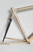 "NOS" ALLOY WHISBONE CARBONE RACE FRAME - Cadre course alu