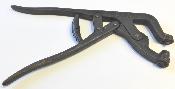   VAR 49 EYELET PLIER    - Pince a œilleter.