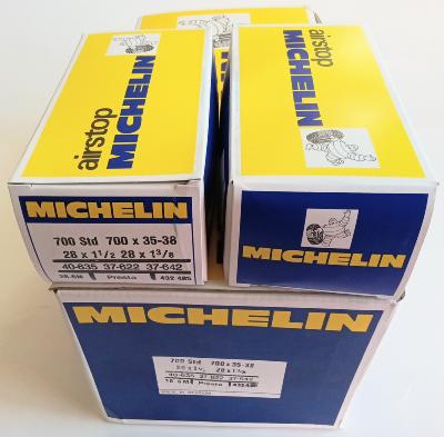 2 / 10 MICHELIN 700 35/38 INNER TUBS - Chambres à air 700 35-38 622 655 Presta