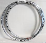 CAMPAGNOLO EURUS G3 - 700 - 28" - 21/16 trous - 2 Jantes av + ar.