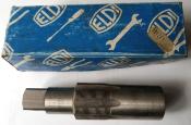 ELDI BOTTOM BRACKET TAP WRENCH THREADS 1 3/8 - 24Gg RIGHT - Taraud pédalier