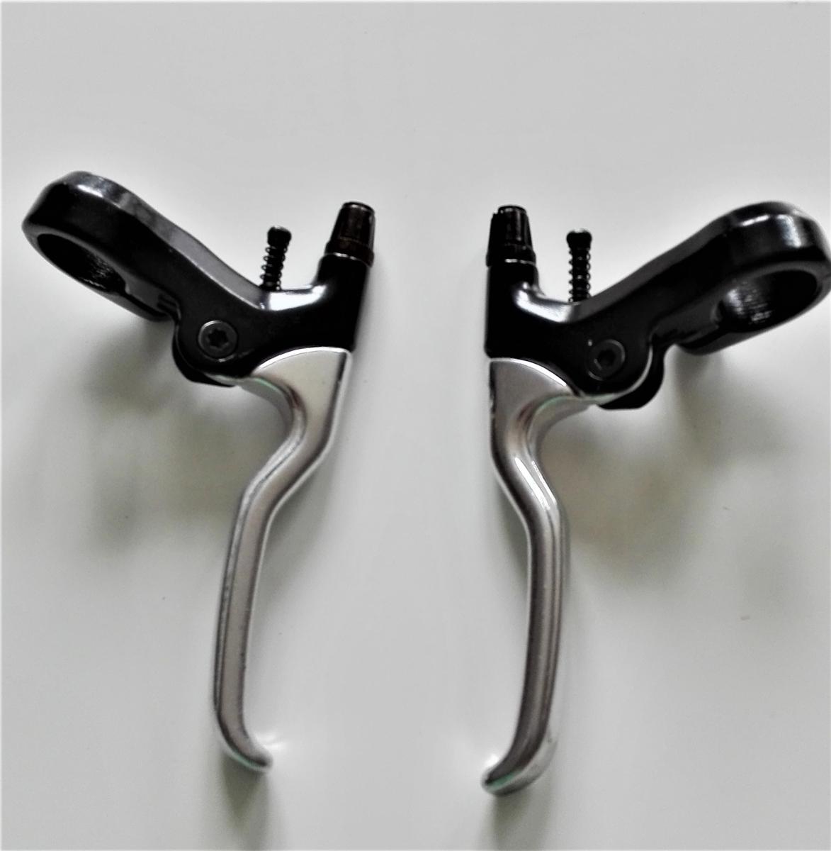 Glace de rétroviseur PEUGEOT 107 gauche et droit - Qualité d'origine à bon prix Glace de rétroviseur PEUGEOT 107 gauche et droit - Qualité d'origine à bon prix