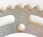 ALUMINIUM CHAINRING 44 - Plateau alu BCD 122