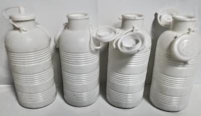 VINTAGE BOTTLE - Bidon Plastic 1975