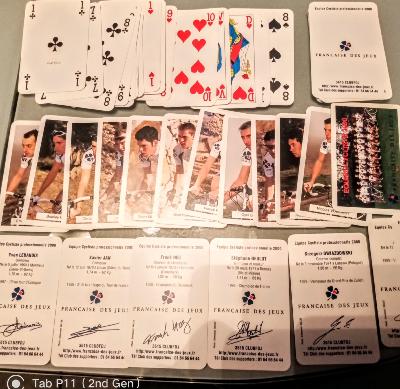 Jeu 32 cartes FRANCAISE DES JEUX + 22 Cartes coureurs team 2000