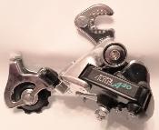 SHIMANO ALTUS A20 RD AT20 REAR DERAILLEUR - Dérailleur arriére