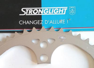 STRONGLIGHT ALUMINIUM CHAINRING - 51- Plateau alu BCD 122