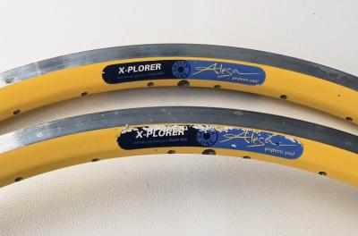 2 ALESA X-PLORER RIMS ALU 26"  - 2  Jantes jaunes pneus 36 trous