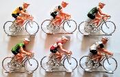 6 Miniatures cyclistes plastiques