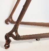 10 Cadres COURSES neufs bruts acier 48