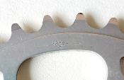 ALUMINIUM CHAINRING 32 - Plateau alu BCD 74
