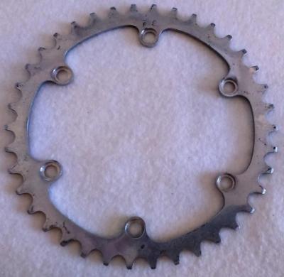 T. A ALUMINIUM CHAINRING - 38 - Plateau alu BCD 115