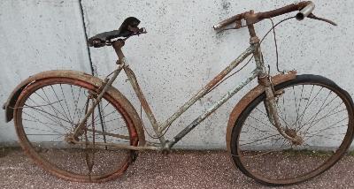 AUTOMOTO - Vélo dame